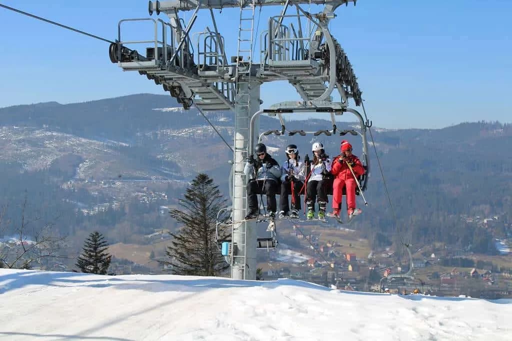 Fotografie z článku: Lyžařský a snowboardový zájezd - Javorový vrch