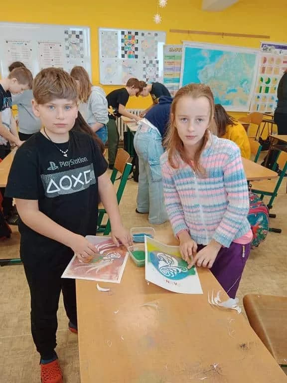 Fotografie z článku: Pískování na 1. stupni ZŠ