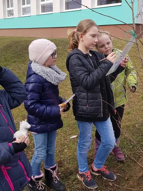 Fotografie z článku: Jarní stezka se Sovičkami