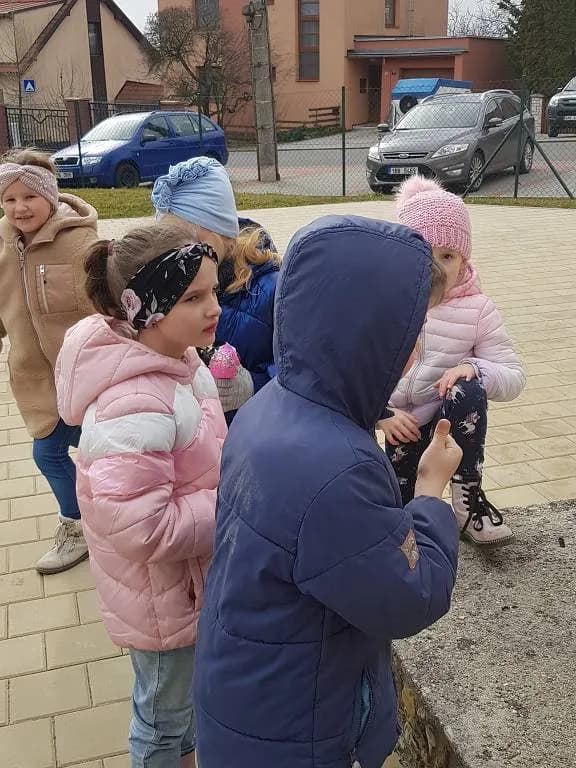 Fotografie z článku: Jarní stezka se Sovičkami