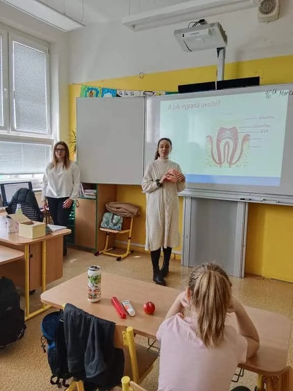 Fotografie z článku: Projektový den Zdravé zuby na 1. s.t ZŠ