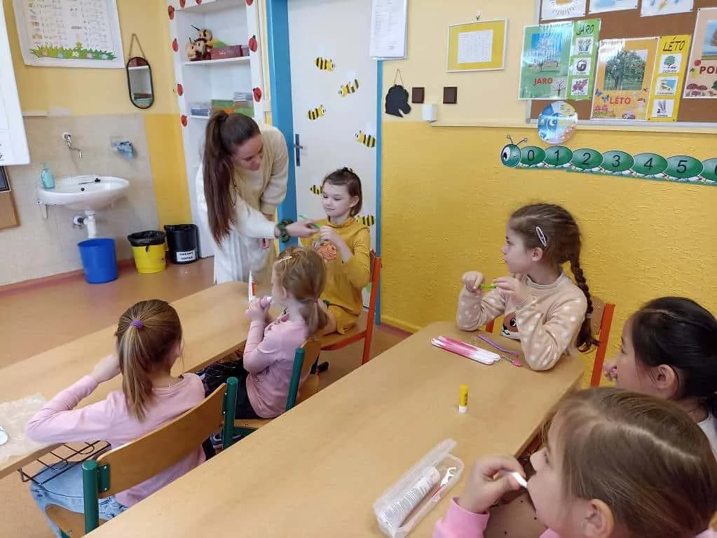 Fotografie z článku: Projektový den Zdravé zuby na 1. s.t ZŠ