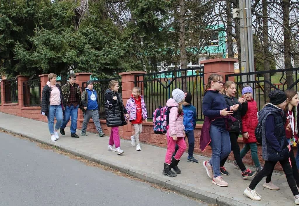 Fotografie z článku: Děti ze ŠD vynesli Moranu