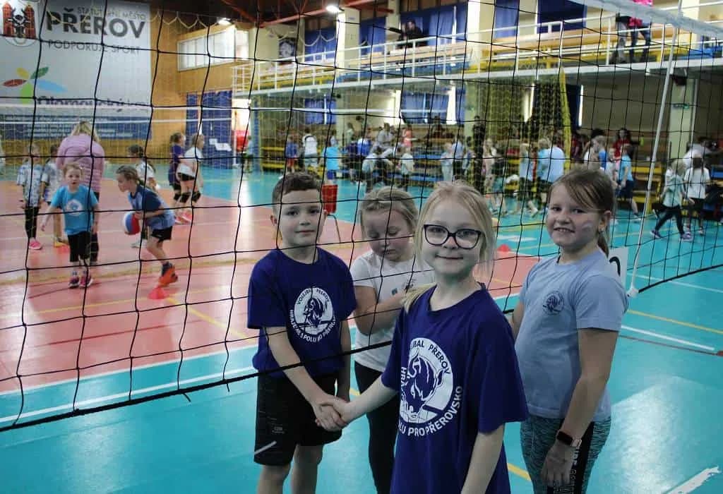 Fotografie z článku: Třetí turnaj v Barevném minivolejbalu