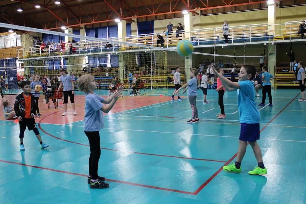 Fotografie z článku: Třetí turnaj v Barevném minivolejbalu
