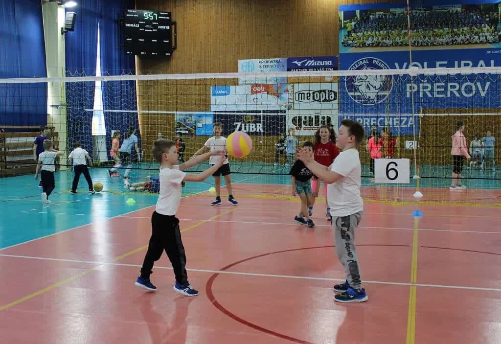 Fotografie z článku: Třetí turnaj v Barevném minivolejbalu