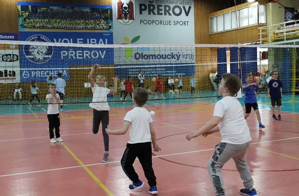 Fotografie z článku: Třetí turnaj v Barevném minivolejbalu