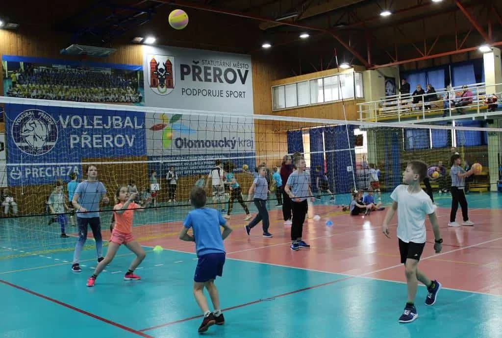 Fotografie z článku: Třetí turnaj v Barevném minivolejbalu