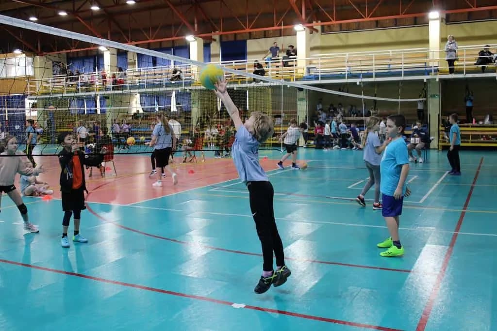 Fotografie z článku: Třetí turnaj v Barevném minivolejbalu