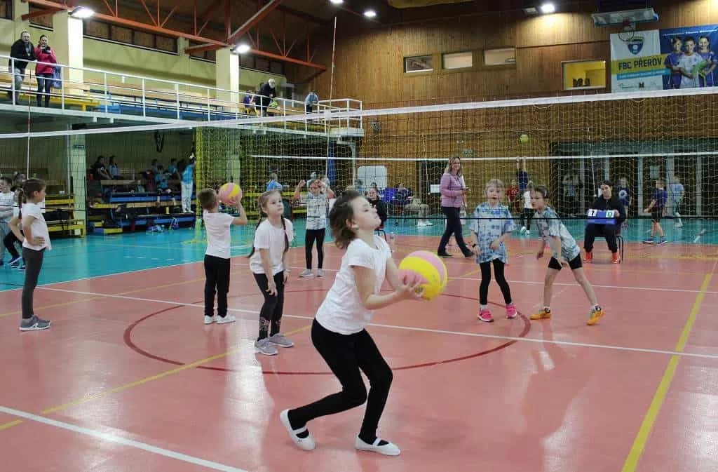 Fotografie z článku: Třetí turnaj v Barevném minivolejbalu