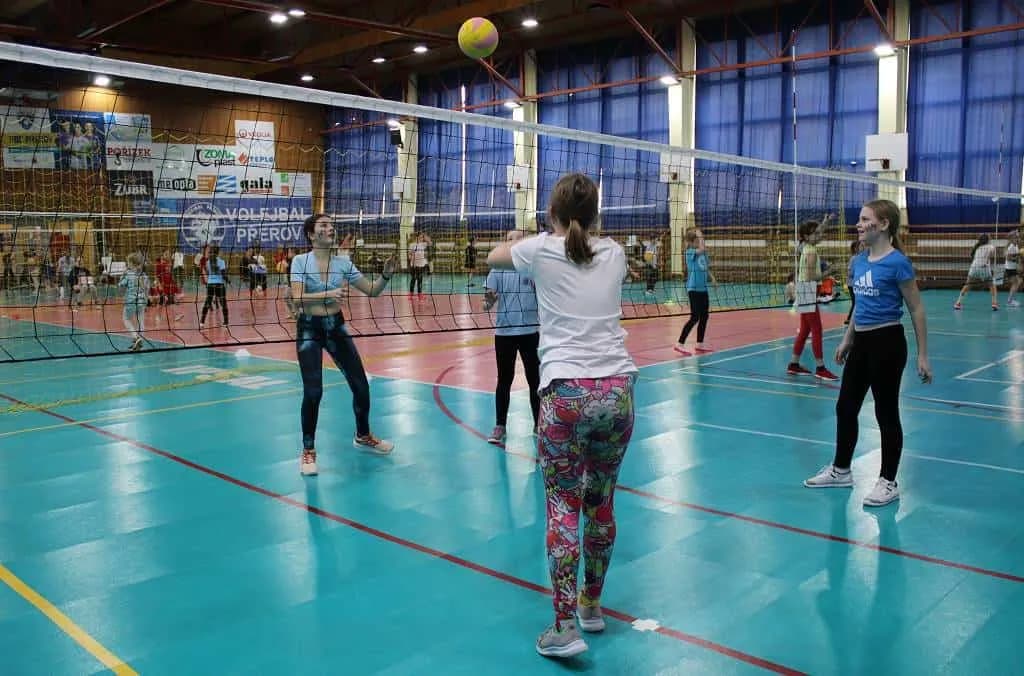 Fotografie z článku: Třetí turnaj v Barevném minivolejbalu