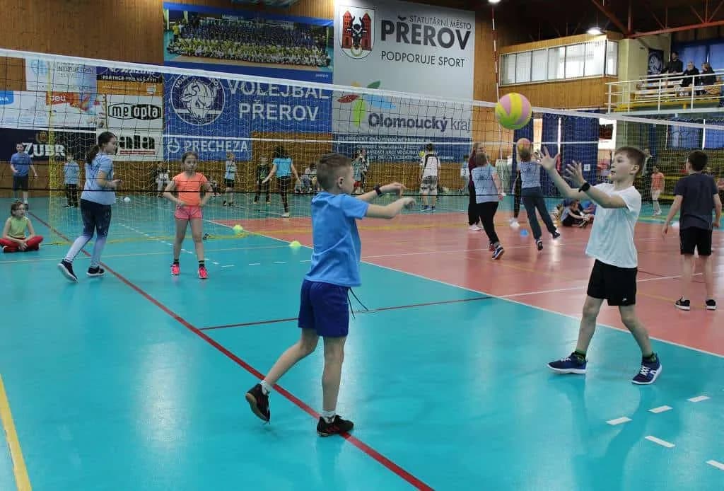 Fotografie z článku: Třetí turnaj v Barevném minivolejbalu