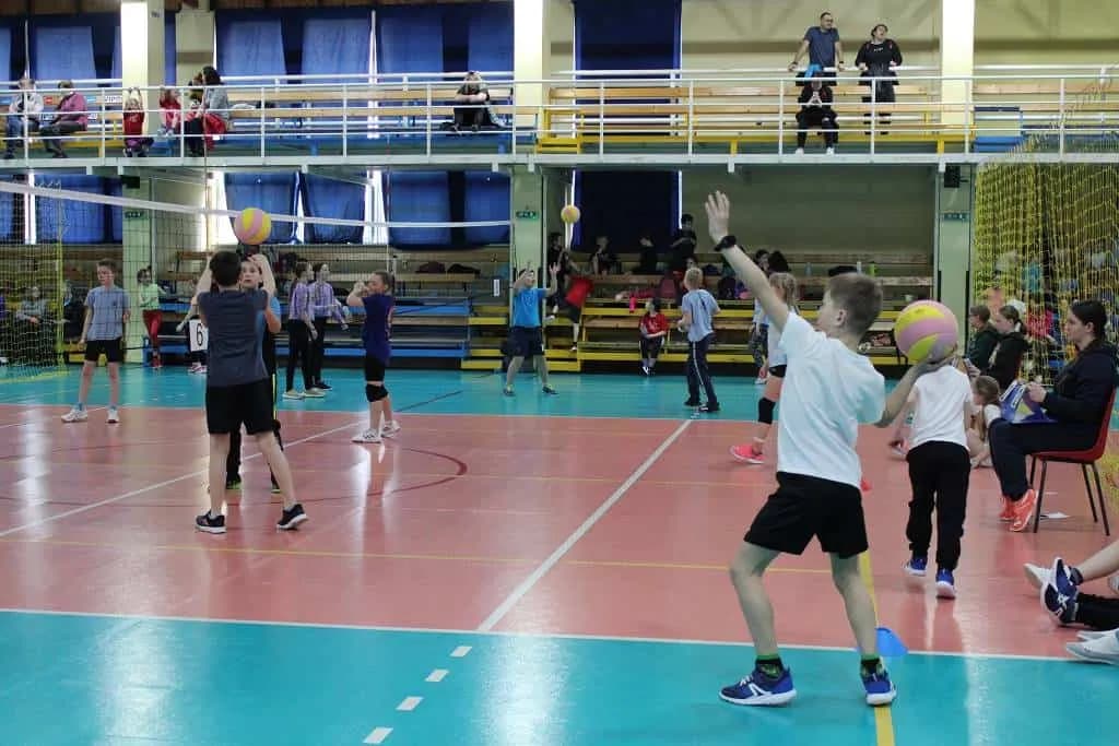 Fotografie z článku: Třetí turnaj v Barevném minivolejbalu
