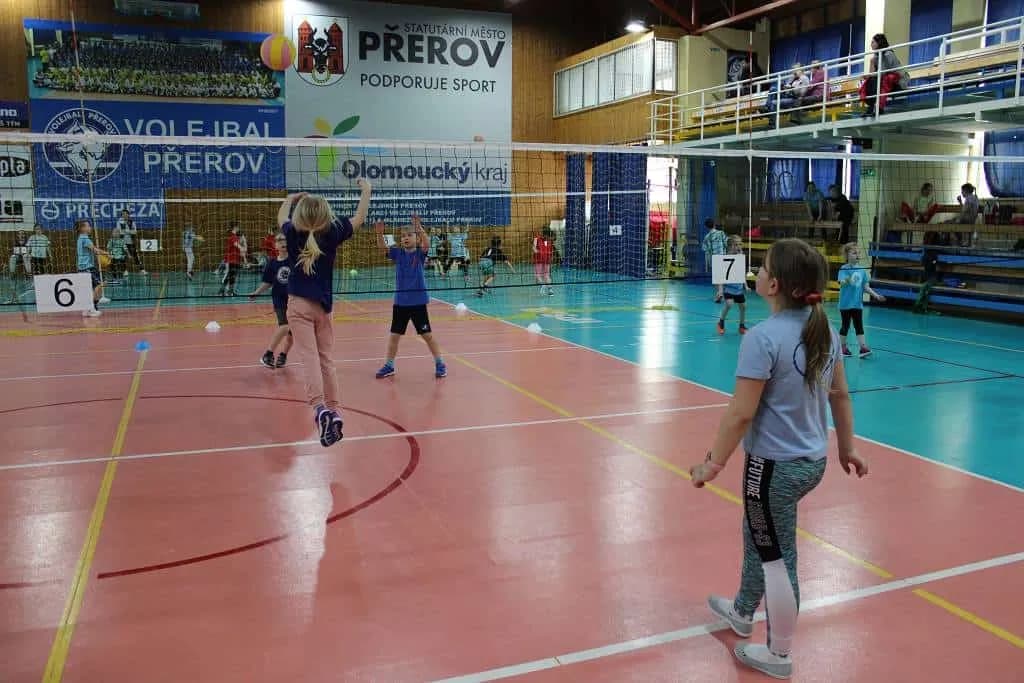 Fotografie z článku: Třetí turnaj v Barevném minivolejbalu
