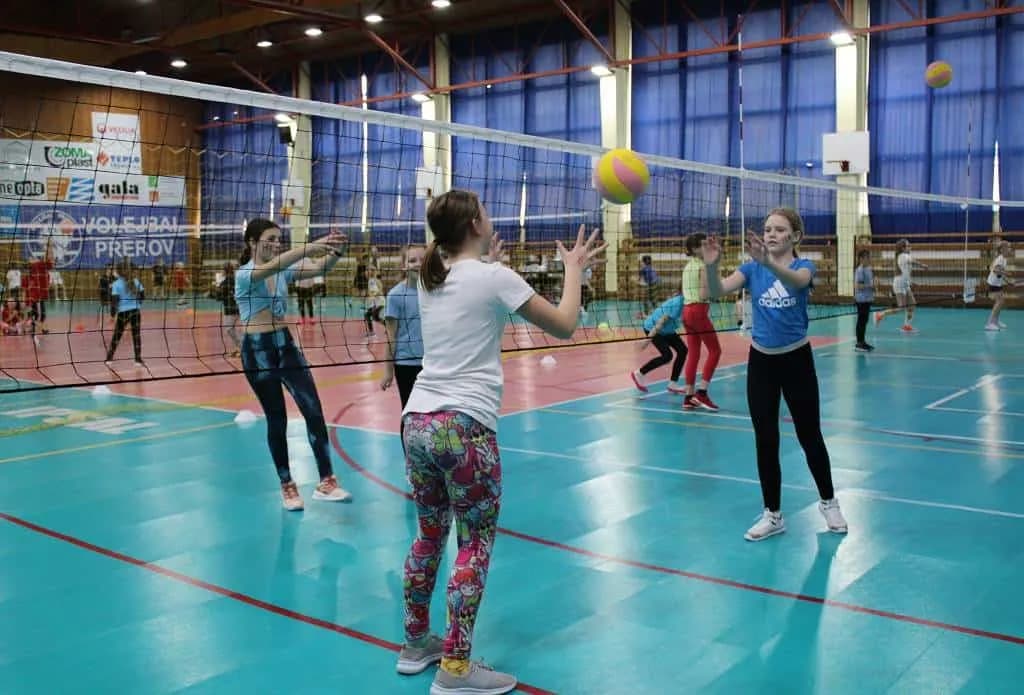 Fotografie z článku: Třetí turnaj v Barevném minivolejbalu