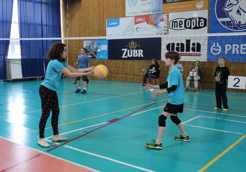 Fotografie z článku: Třetí turnaj v Barevném minivolejbalu