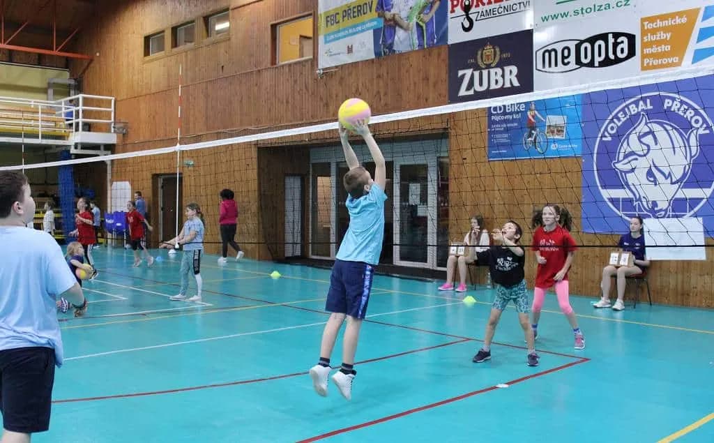 Fotografie z článku: Třetí turnaj v Barevném minivolejbalu