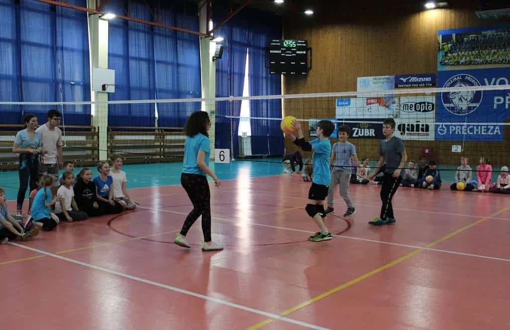Fotografie z článku: Třetí turnaj v Barevném minivolejbalu