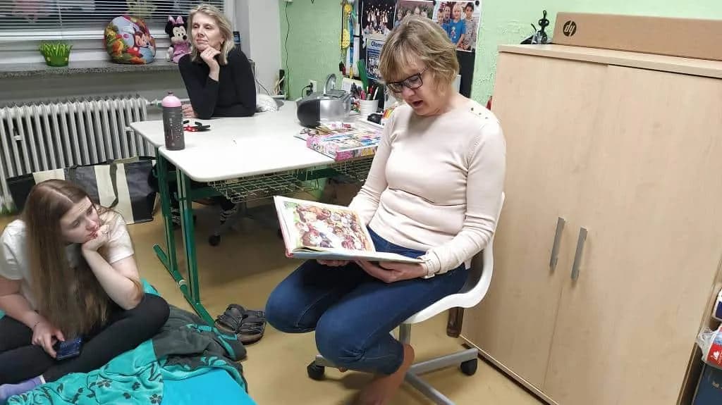 Fotografie z článku: Noc s Andersenem