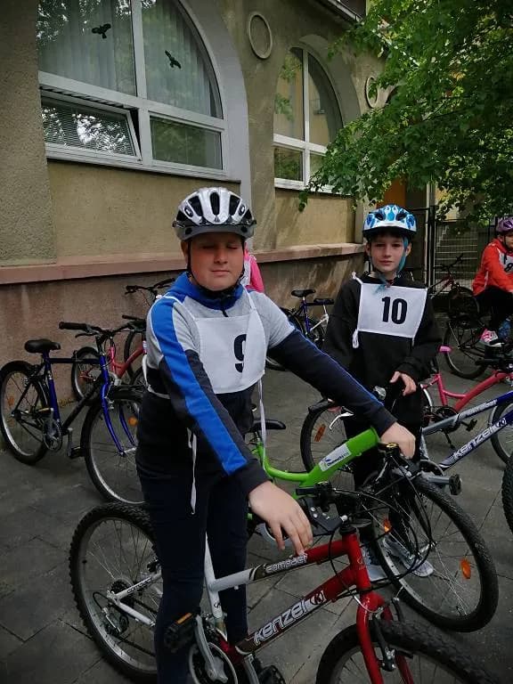 Fotografie z článku: Dopravní soutěž mladých cyklistů