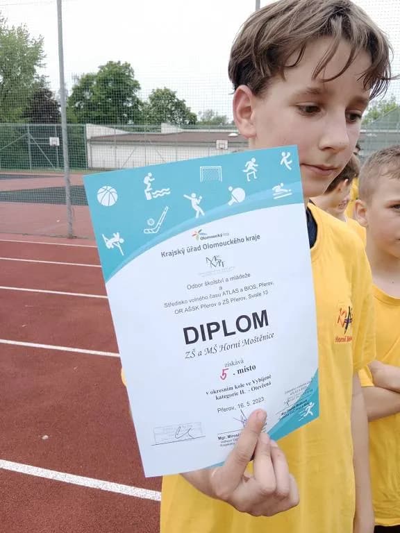 Fotografie z článku: Okresní kolo ve vybíjené