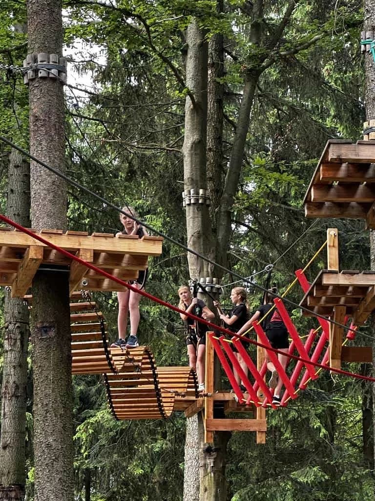 Fotografie z článku: Škola v přírodě na Dolní Moravě