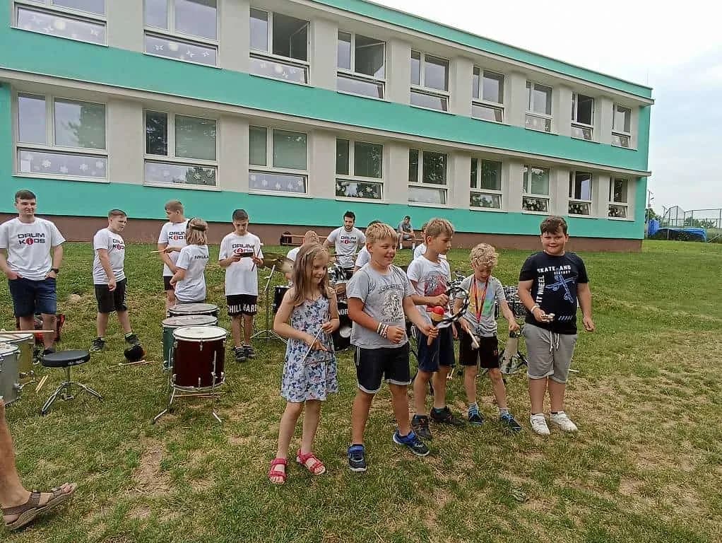 Fotografie z článku: DrumKids v Horní Moštěnici