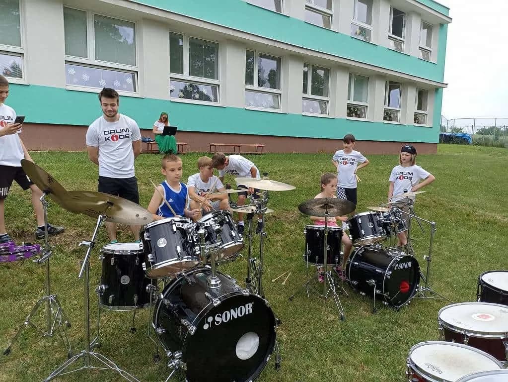 Fotografie z článku: DrumKids v Horní Moštěnici