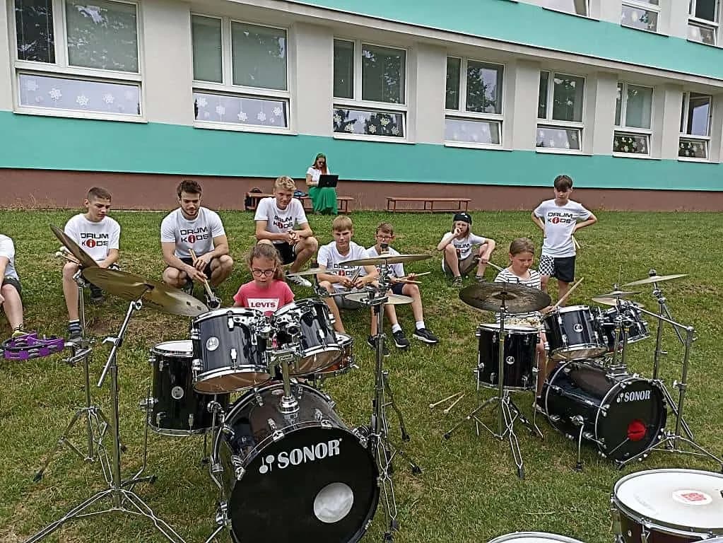Fotografie z článku: DrumKids v Horní Moštěnici