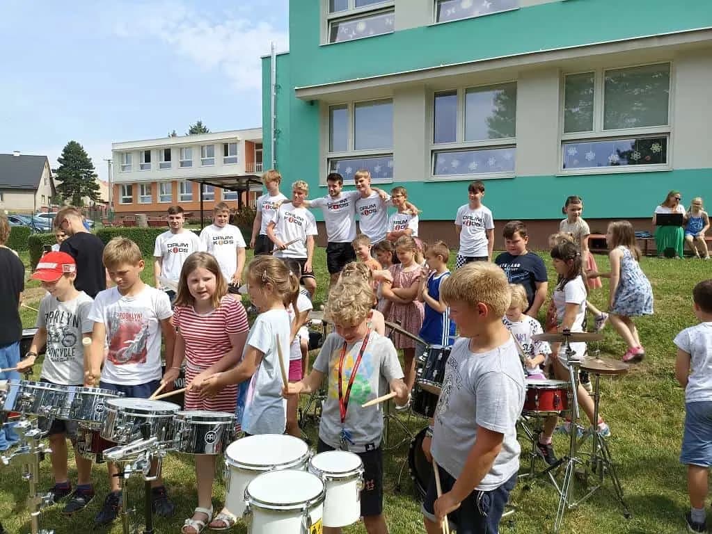 Fotografie z článku: DrumKids v Horní Moštěnici