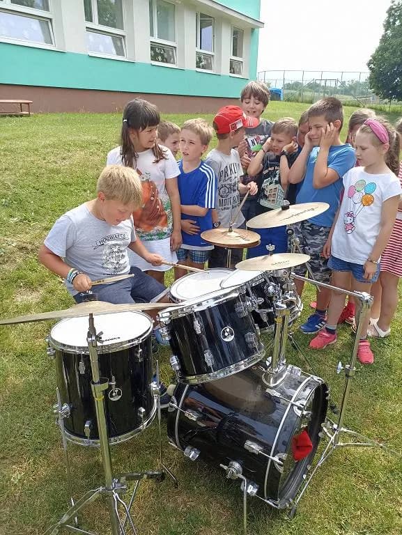 Fotografie z článku: DrumKids v Horní Moštěnici
