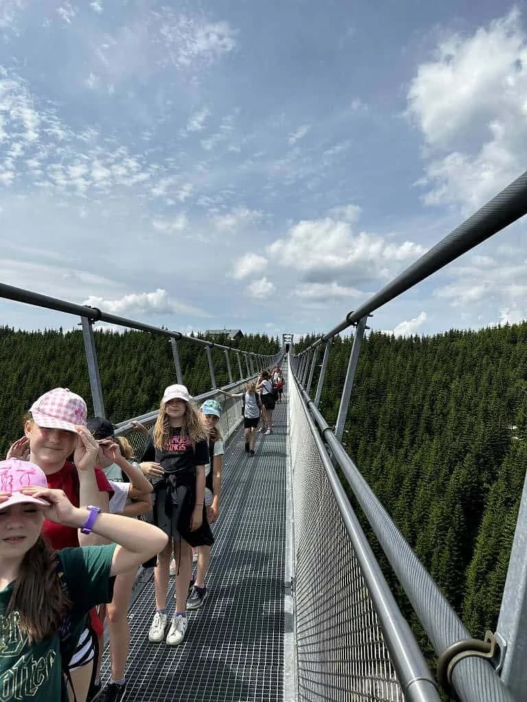 Fotografie z článku: Škola v přírodě na Dolní Moravě