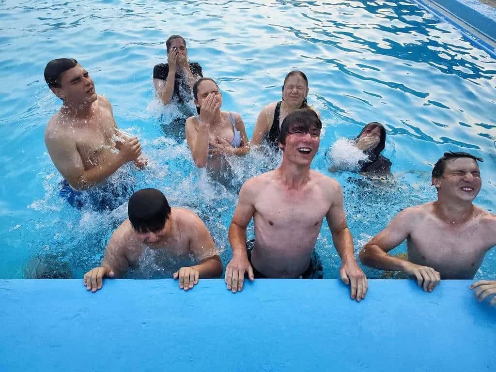 Fotografie z článku: Školní výlet IX.A v Rožnově