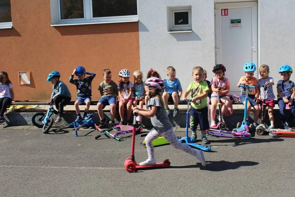 Fotografie z článku: Sportovní den u Koťata