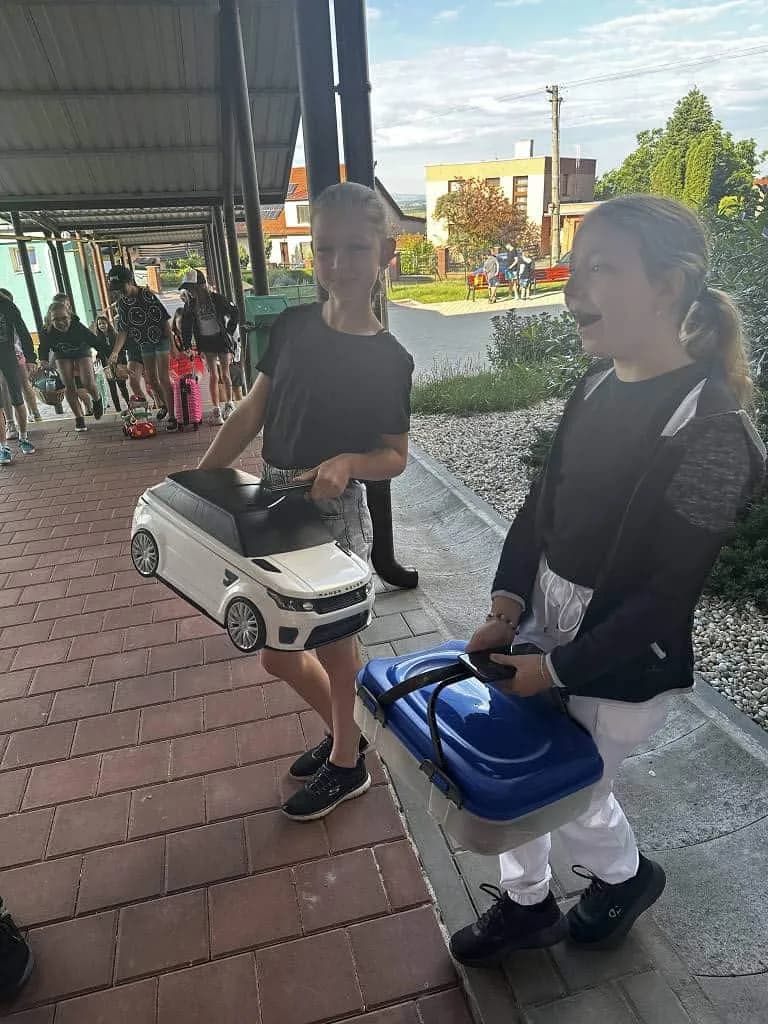 Fotografie z článku: No Backpack day