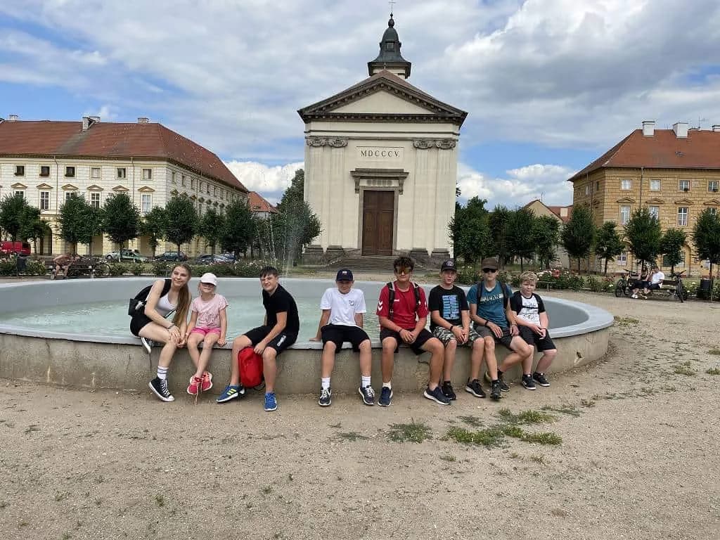 Fotografie z článku: Školní výlet VII. A do Roudnice n. L.