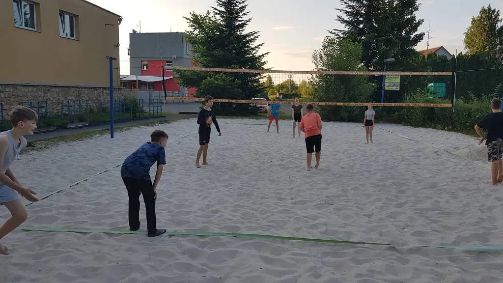 Fotografie z článku: Školní výlet VII. A do Roudnice n. L.