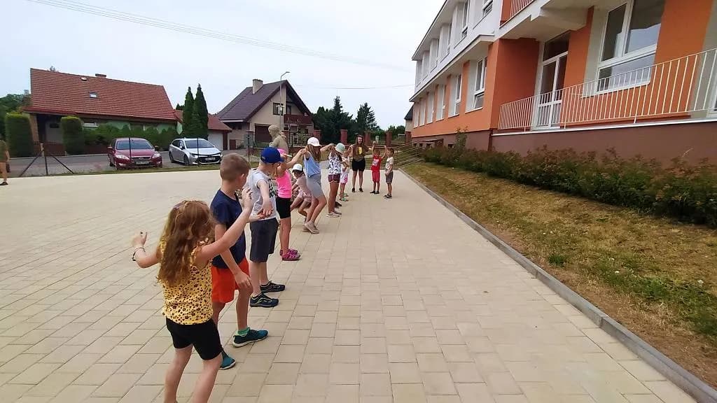 Fotografie z článku: Přívesnický tábor
