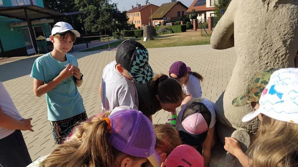 Fotografie z článku: Přívesnický tábor