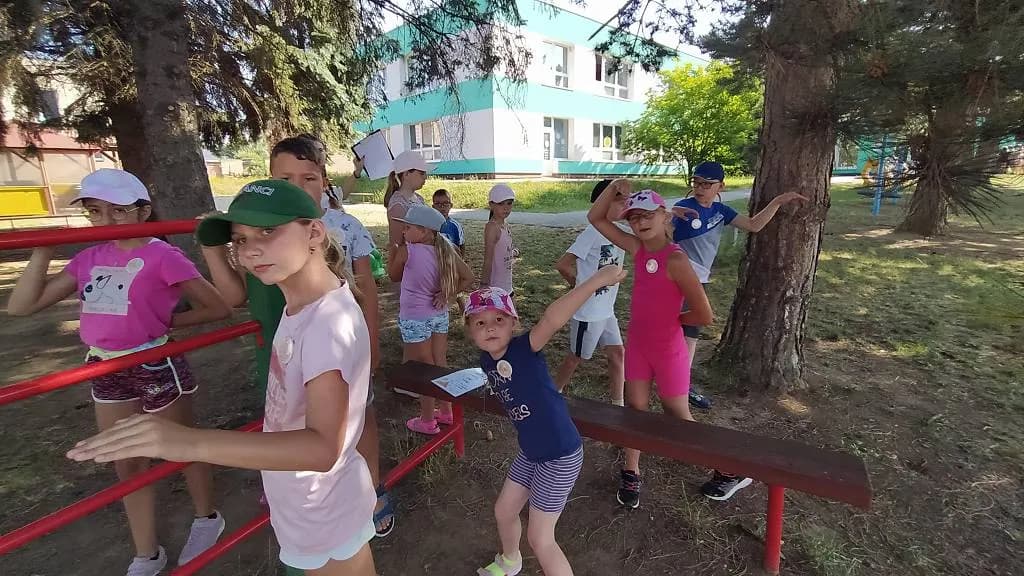 Fotografie z článku: Přívesnický tábor
