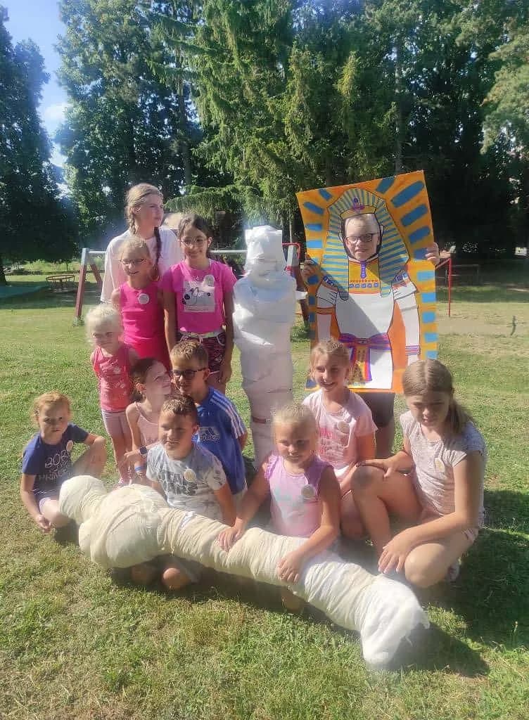 Fotografie z článku: Přívesnický tábor