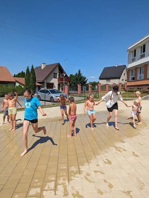 Fotografie z článku: Přívesnický tábor