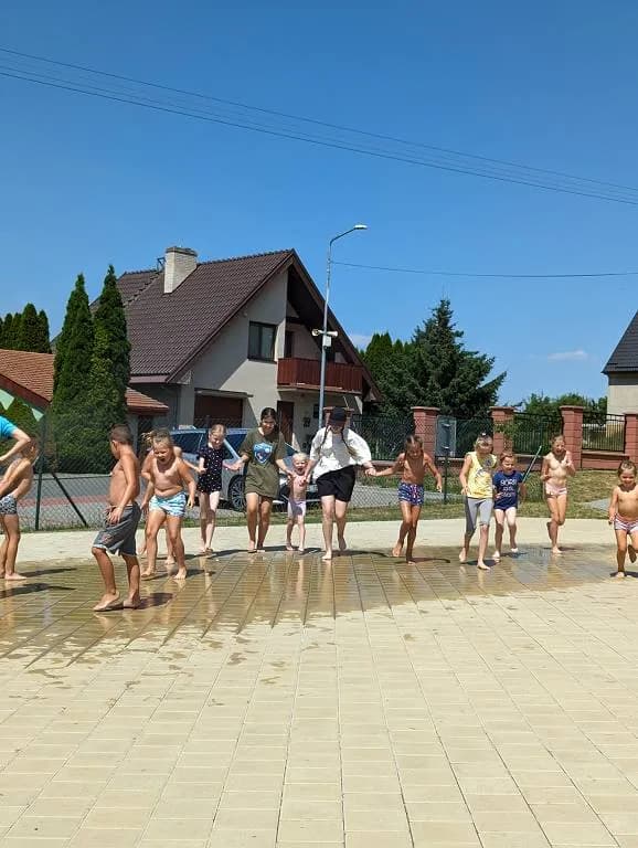 Fotografie z článku: Přívesnický tábor