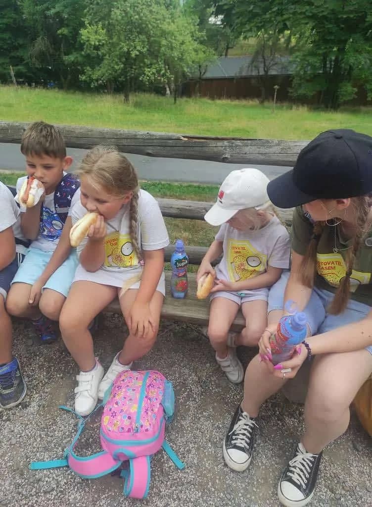 Fotografie z článku: Přívesnický tábor