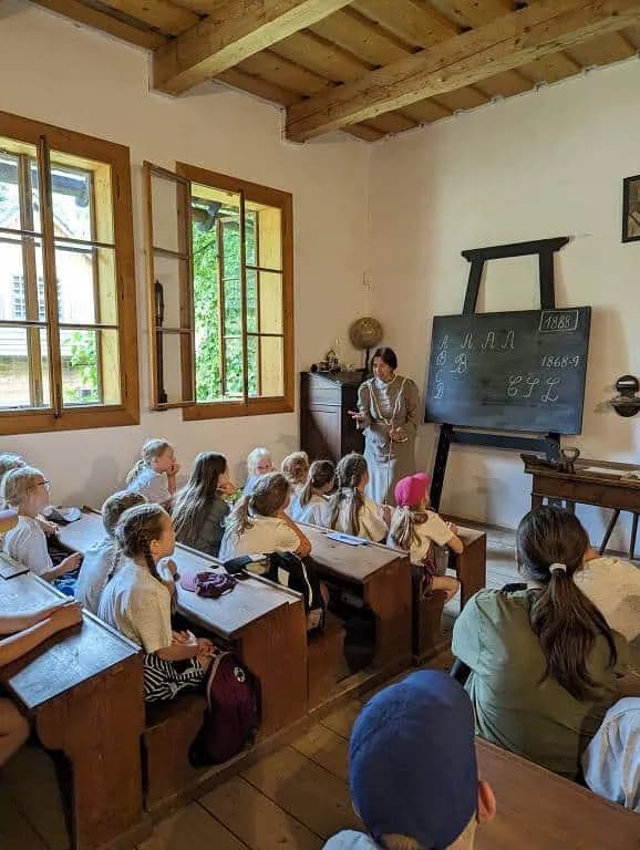 Fotografie z článku: Přívesnický tábor