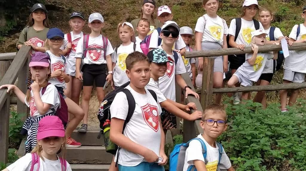 Fotografie z článku: Přívesnický tábor