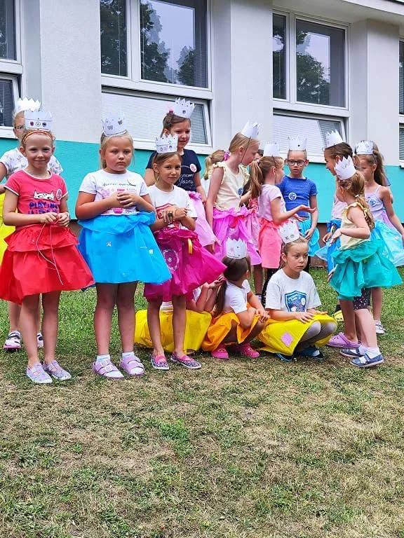 Fotografie z článku: Přívesnický tábor