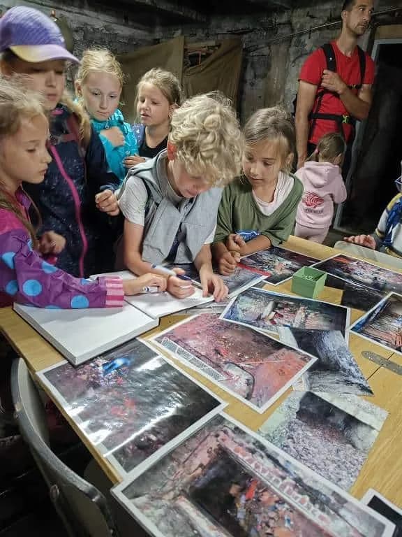 Fotografie z článku: Přívesnický tábor