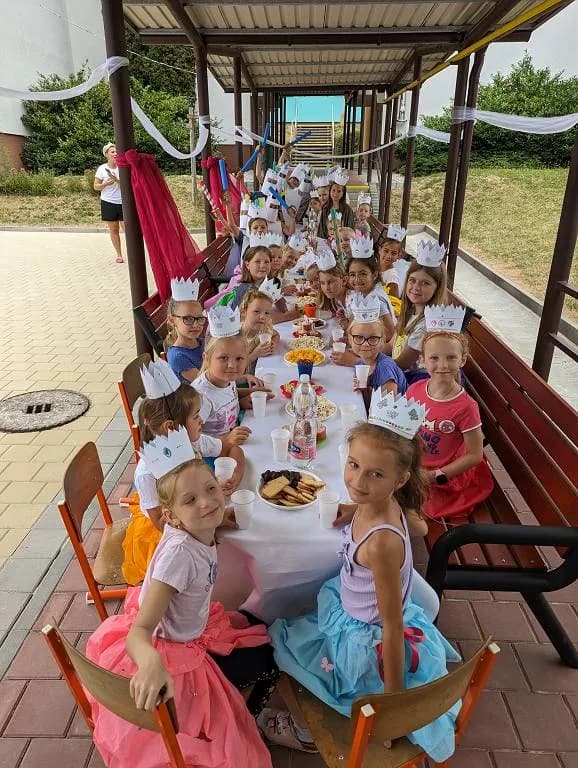 Fotografie z článku: Přívesnický tábor