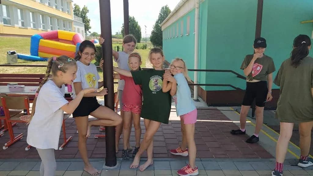 Fotografie z článku: Přívesnický tábor